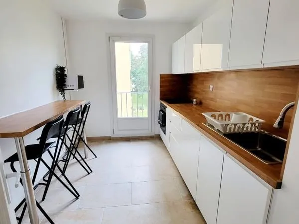 Chambre colocation 95m2 totalement rénové et tout équipé / Proche UTC PG - ESCOM