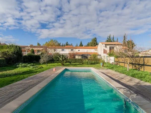 Maison avec piscine Avignon 6 pièce(s) 125 m2