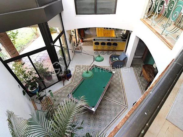 Maison 6 pièces 204 m²