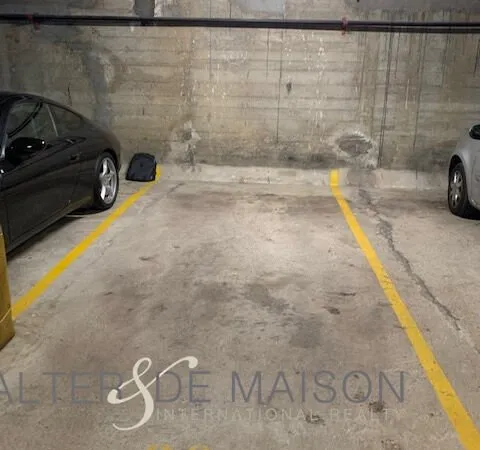 Parking / box