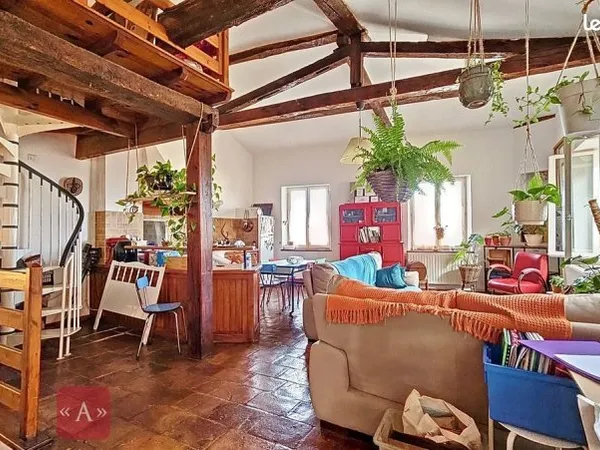 Immeuble 221 m²