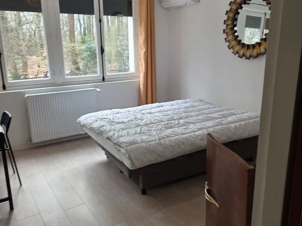 Location d'une chambre dans une charmante maison