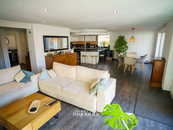 Maison 8 pièces 171 m²