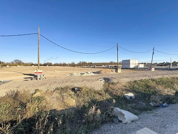 terrain à bâtir à Mauguio de 305m²