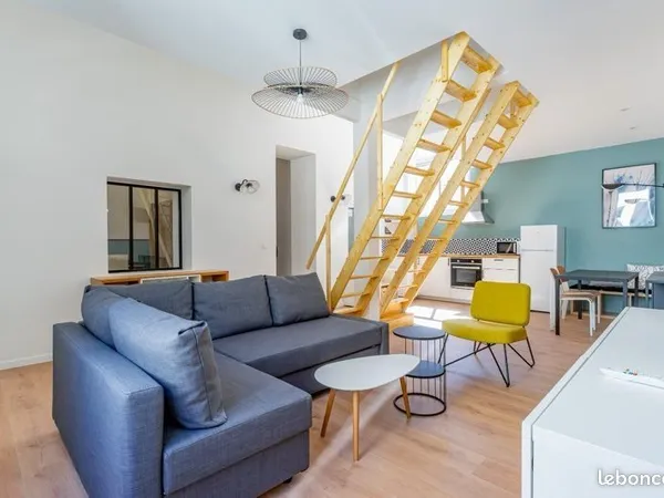 Appartement 4 pièces 68 m² entièrement meublé et rénové