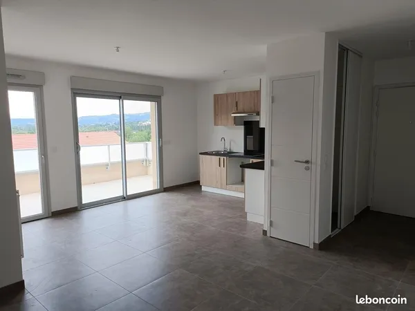 Appartement Neuf T2 - 46m² + terasse + box fermé + place extérieure
