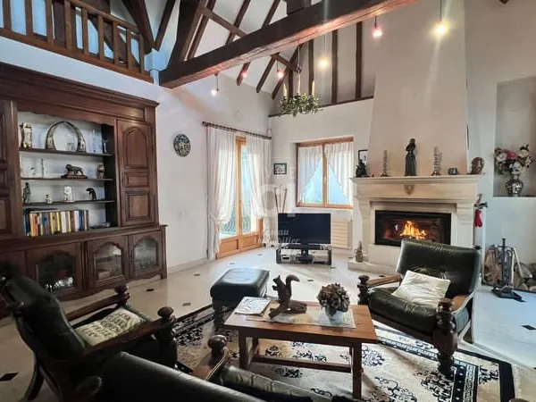 Orvault Petit Chantilly : Propriété de 297 m² (5 Chambres)