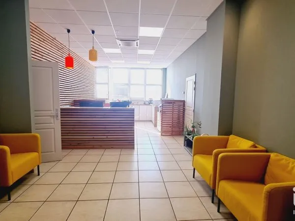 Local commercial 487 m²