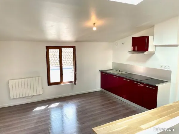 Grand T3 duplex à Pamiers
