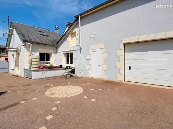 Maison 6 pièces 140 m²