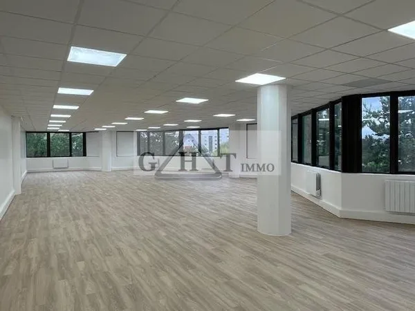 BUREAUX À LOUER DE 163 M2 SUR ROSNY-SOUS-BOIS !