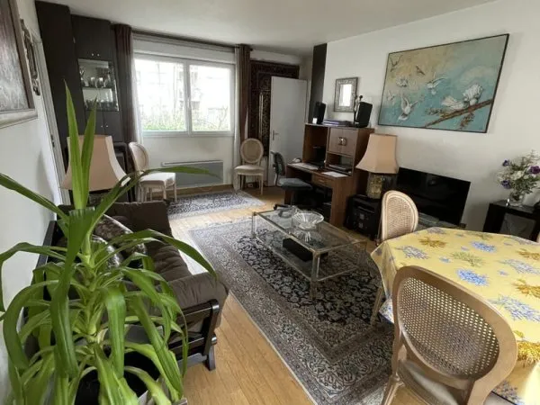 Vendre Appartement 2 pièces à Courbevoie