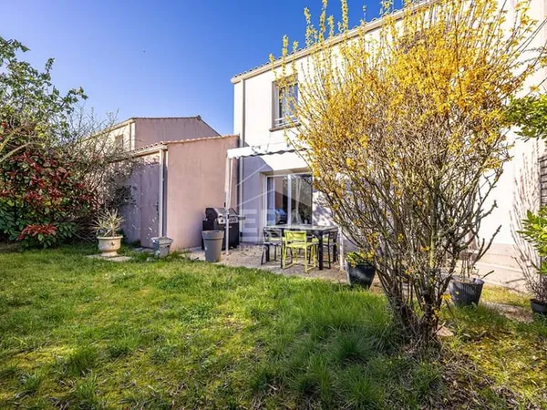 Maison 5 pièces à vendre à L'Houmeau - Rare sur le marché