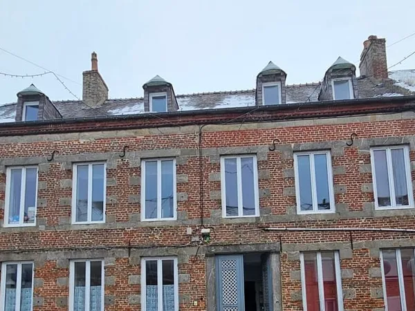 Immeuble de rapport 16 pièces 152 m²