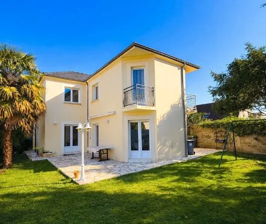 Maison 6 pièces 122 m²