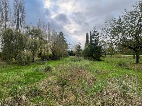 Terrain Crouzilles 2334 m2