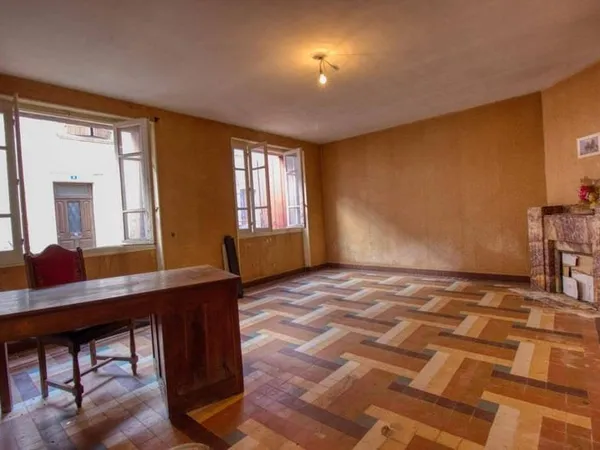 Immeuble 196 m²
