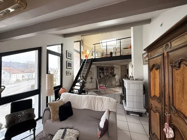 Vente, superbe appartement T4, 1er étage avec terrasse, BAVA