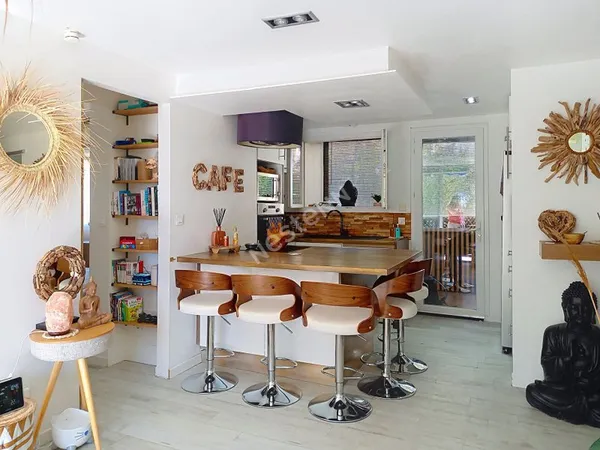 Toulon Ortolan - appartement 3 pièces de 57 m2 + studio de 20m2 + garage + cave