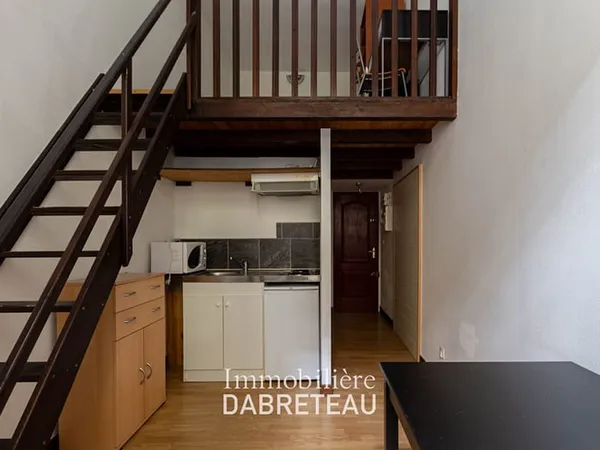 STUDIO MEUBLE A LOUER LYON 7EME