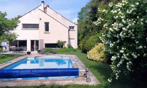 Maison 10 pièces 222 m²