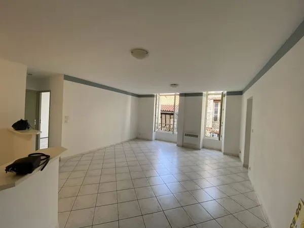 AGEN - APPARTEMENT T2 BIS