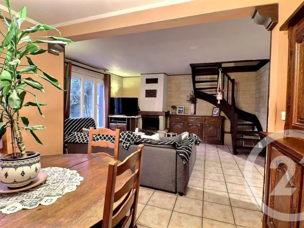 Maison 6 pièces 108 m²