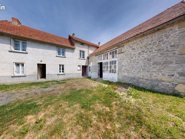 Propriété 7 pièces 158 m²