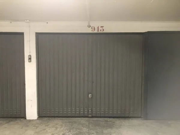 Parking 13 m²