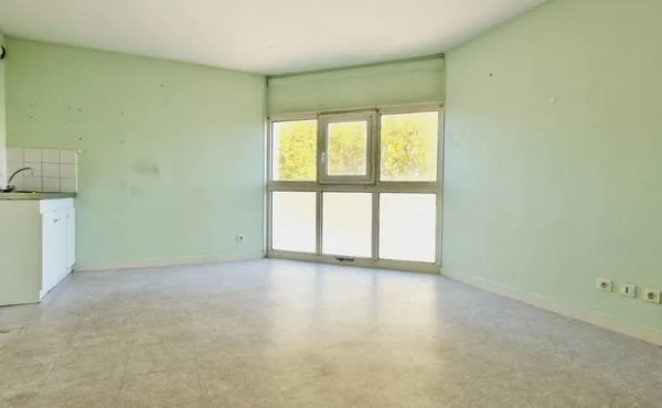 A VENDRE STUDIO LA ROCHELLE 29 M2
