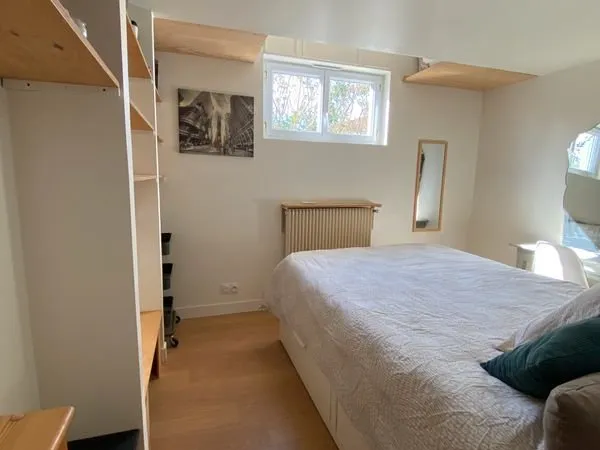 Chambre cosy proche rocade et tram jardin