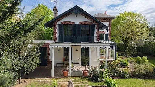 Maison 11 pièces 170 m²