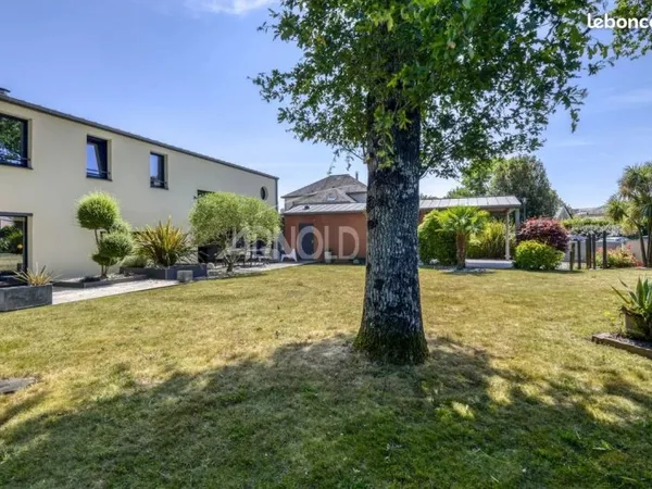 Maison 7 pièces 186 m²