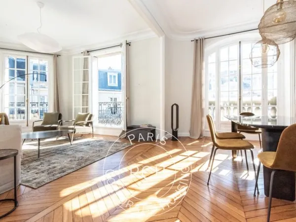 Paris 16e, 3 pièces meublé refait à neuf