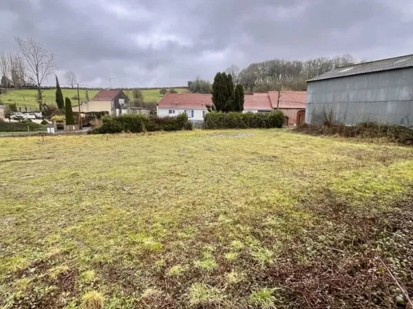 Terrain 919 m²