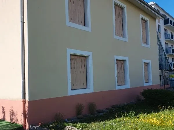 Terrain 715 m²