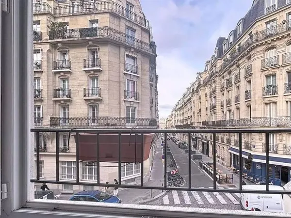 Studio 1 pièce 30 m²
