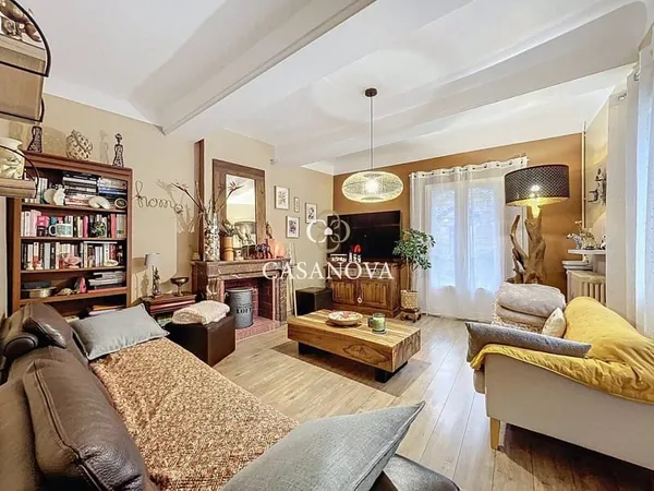 Maison 5 pièces 140 m²
