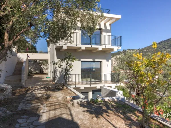 Immeuble 234 m²