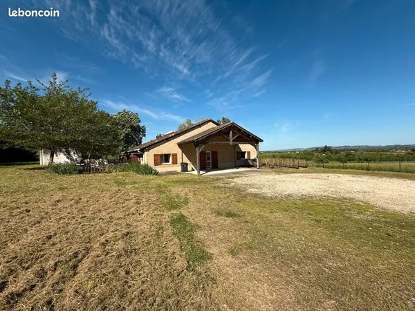 Maison 8 pièces 450 m²