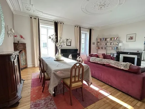Appartement 4 pièces 135 m²