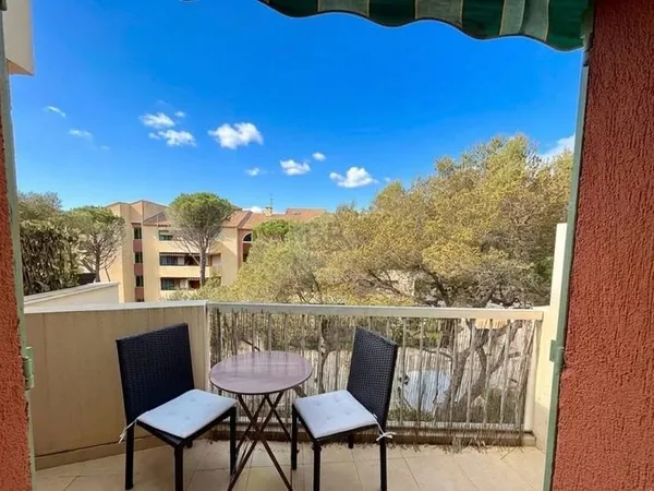 Studio 1 pièce 24 m²