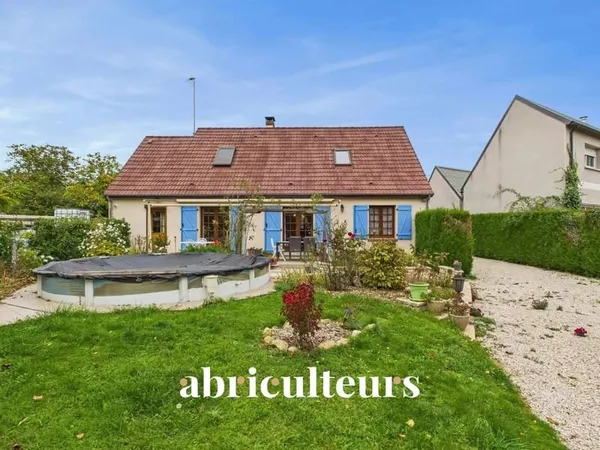Maison 5 pièces - 125 m² - Châteaudun - 249 900 € FAI