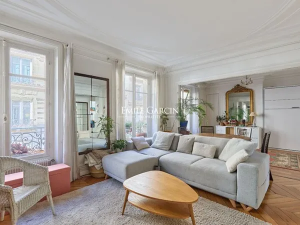 À VENDRE - Appartement - Paris - 75004 - Martyrs - Trudaine - 3 pièces - 2 chambres - 62,99m²