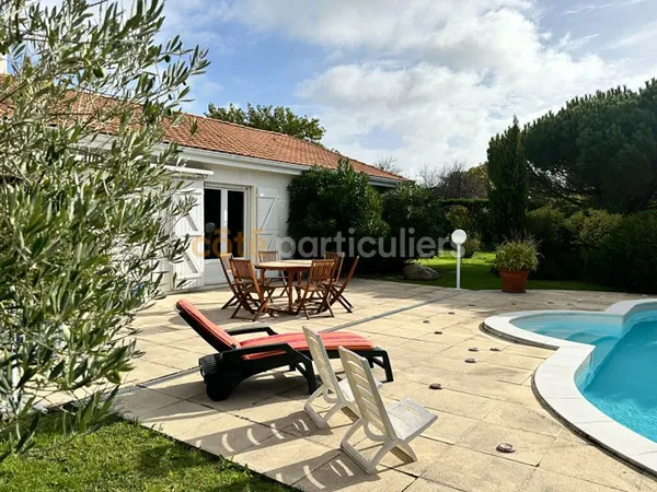 SOULAC-SUR-MER - MAISON ( 4 chambres ) + STUDIO - GARAGE - PISCINE TERRAIN D'ENV .1125M²