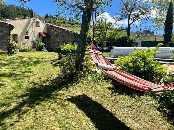 Alboussière maison 137 m² + piscine