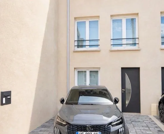 MAISON /LOFT 5 pièces 149m2