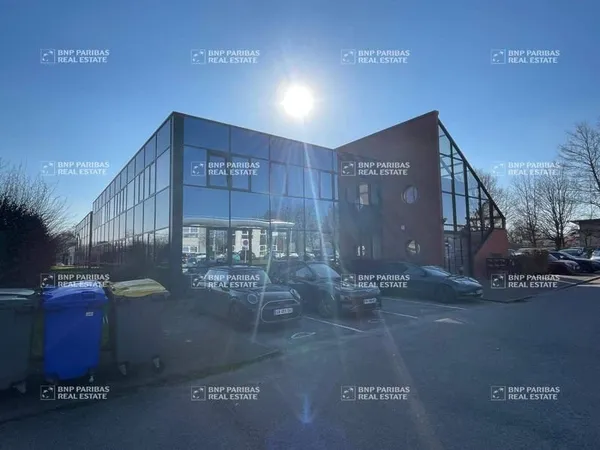 Bureaux 1710 m²