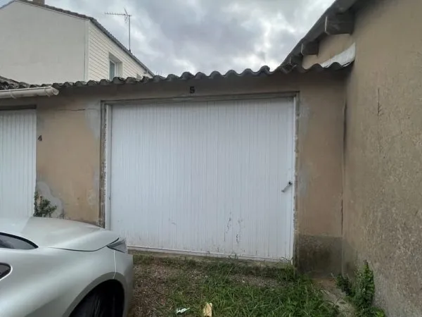GARAGE INDEPENDANT