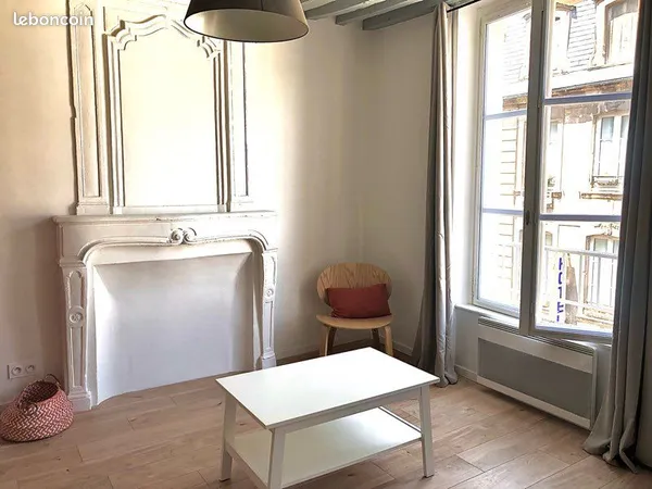 Studio au calme centre ville